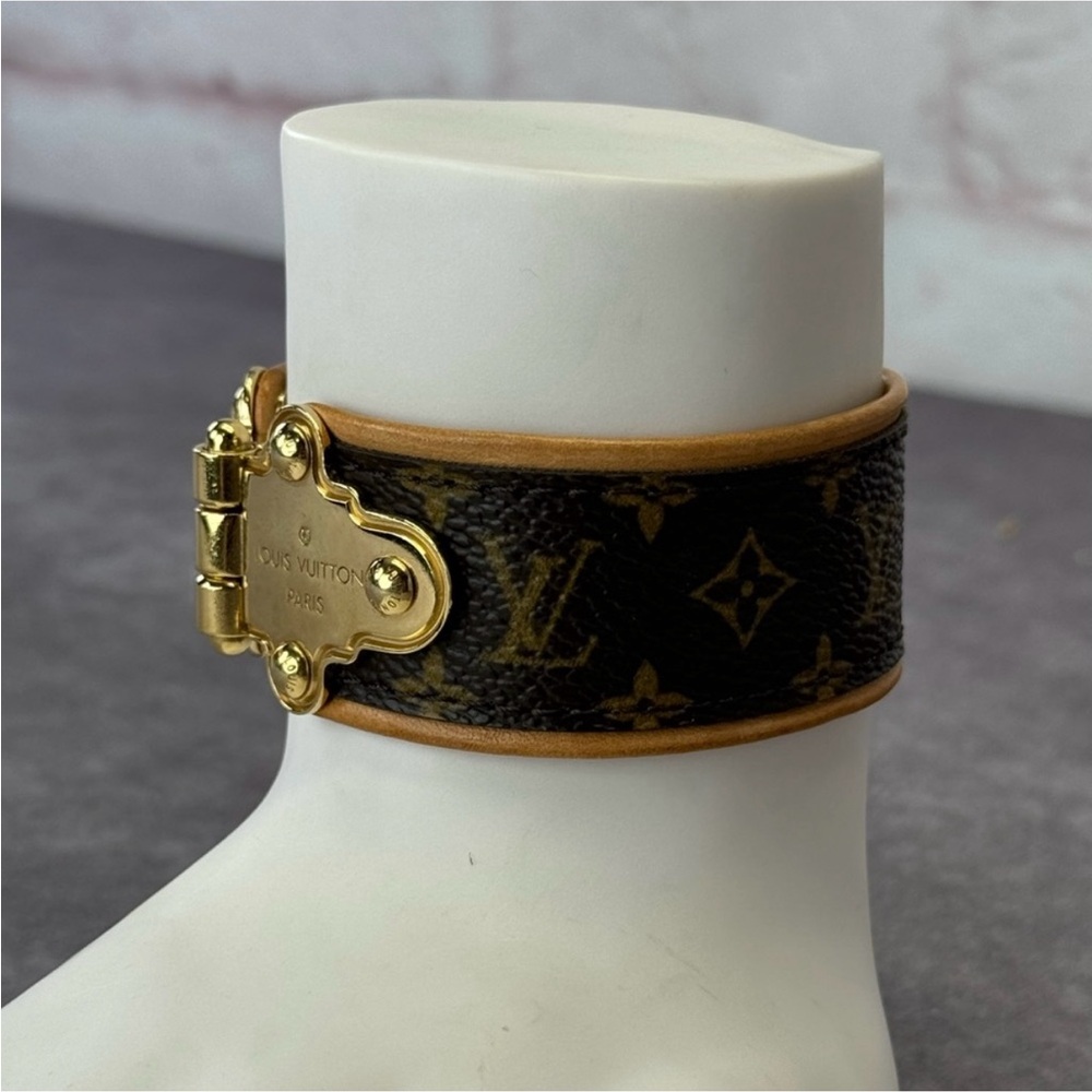 Louis Vuitton Monogram Canvas Save It bracelete - Picture 2 of 7